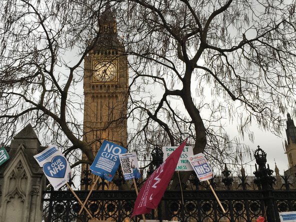 An NHS demonstration in front of the UK Parliament. © Cristina Leston Bandeira