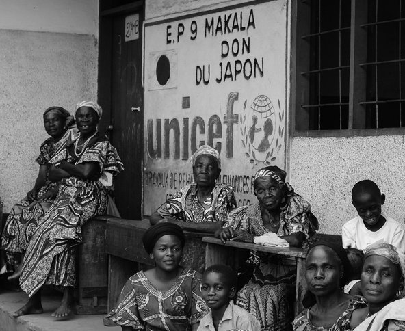 Women and children in Kinshasa