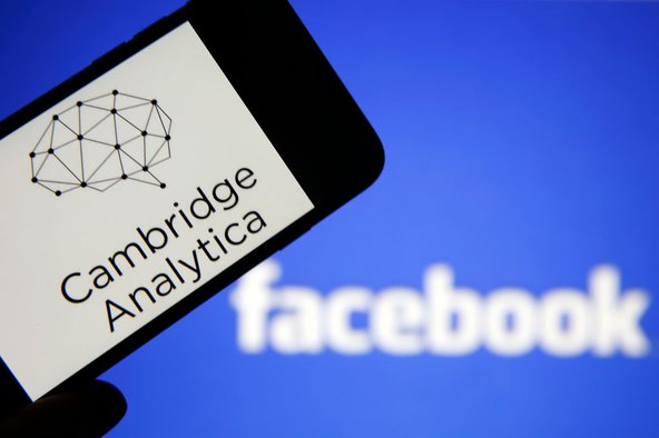 Cambridge Analytica and Facebook. Photo by Chesnot/Getty Images